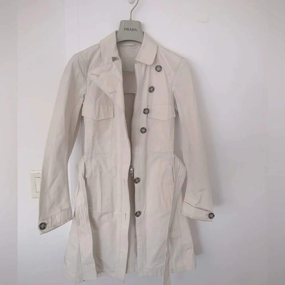 Prada all seasons light grey beige trench coat - Picture 2 of 9
